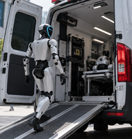 Photo Do ulíc vyráža prvá sanitka určená špeciálne pre humanoidné roboty