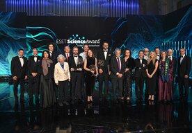 Photo Materiálový vedec Dušan Galusek je novým laureátom ESET Science Award 2026