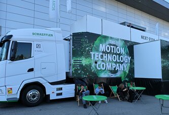 Photo Schaeffler priniesol na MSV v Brne svoj Motion Technology Truck ako pojazdnú expozíciu technológií pohybu