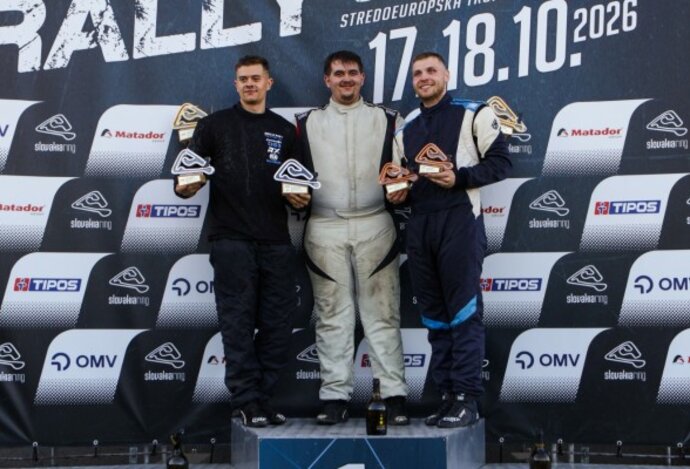 Photo Slovenské pódium na relykrose: SuperCars ovládli Beckertovci a Gajdoš
