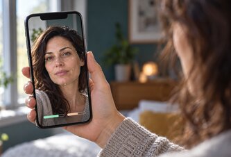 Photo Obyčajná selfie prezradí AI váš biologický vek a lekárom pomôže odhadnúť šance pri liečbe rakoviny